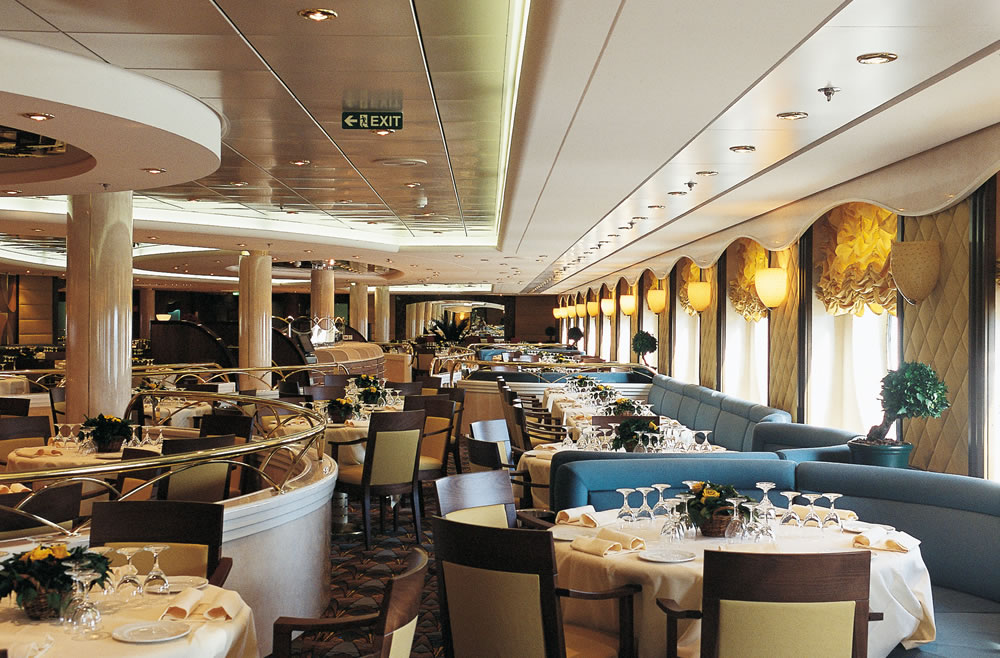 Mediterrâneo, Lisboa-Lisboa - Navio MSC OPERA