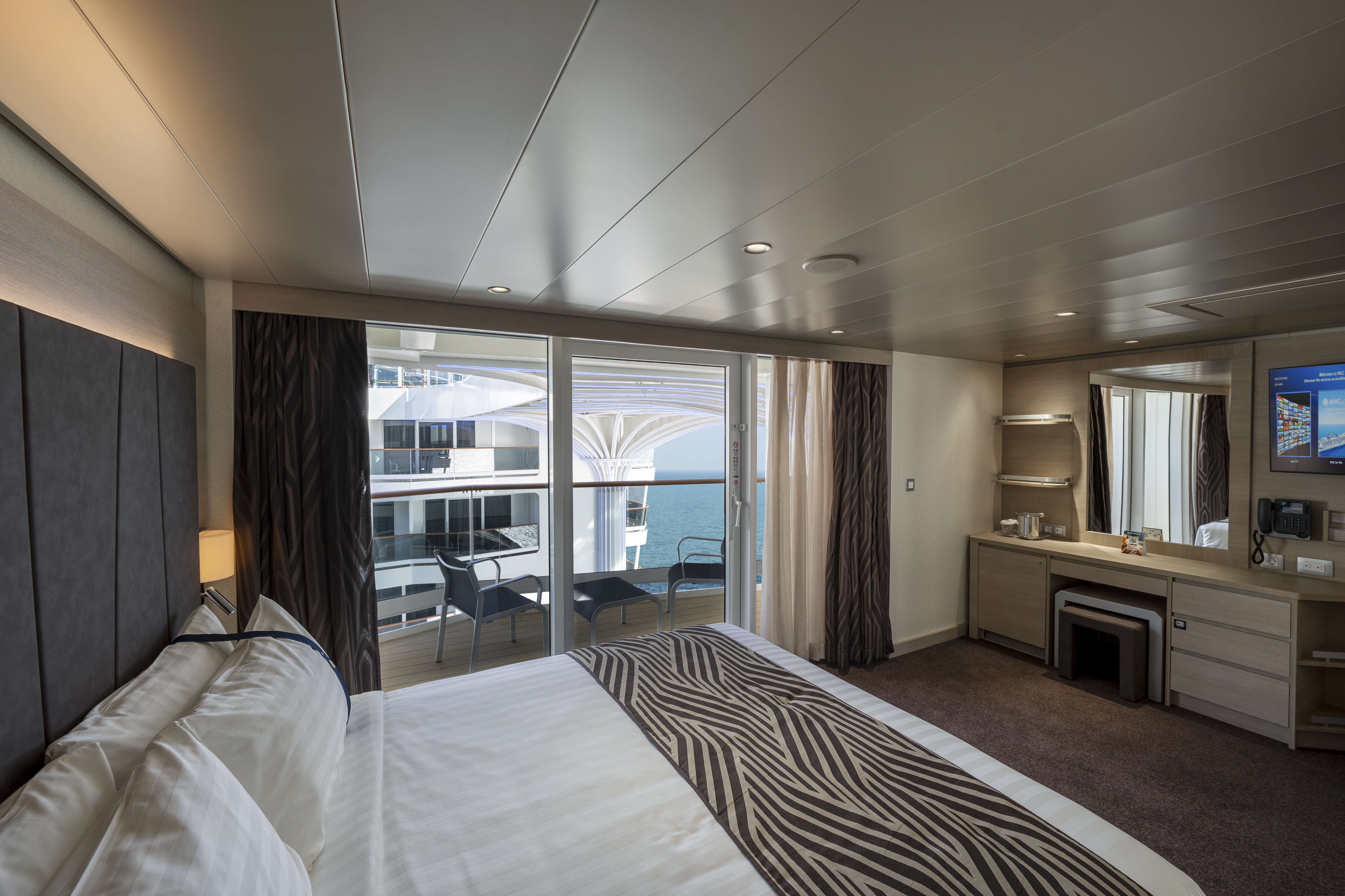 Caraíbas - MSC World Europa